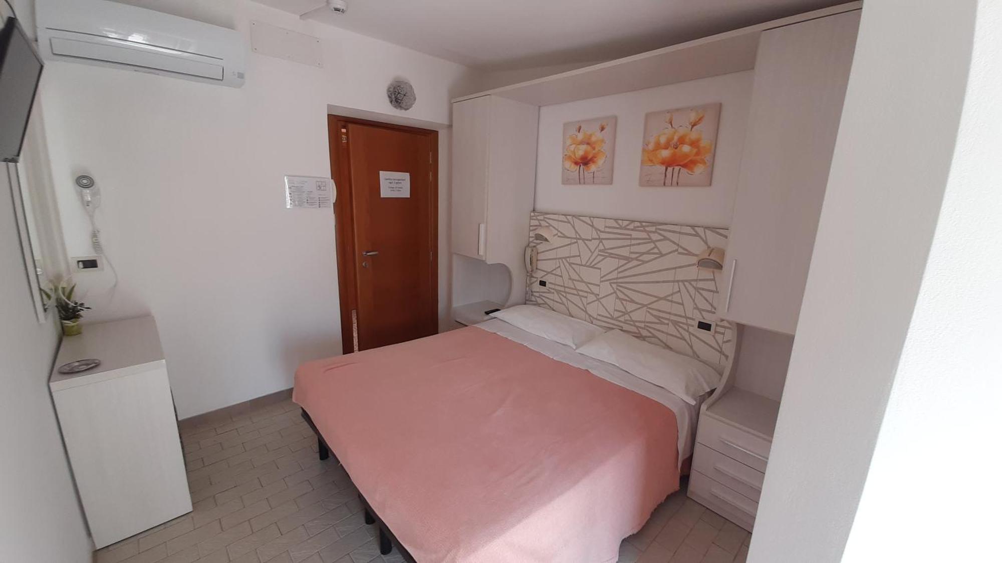 Hotel Luana Rimini Esterno foto