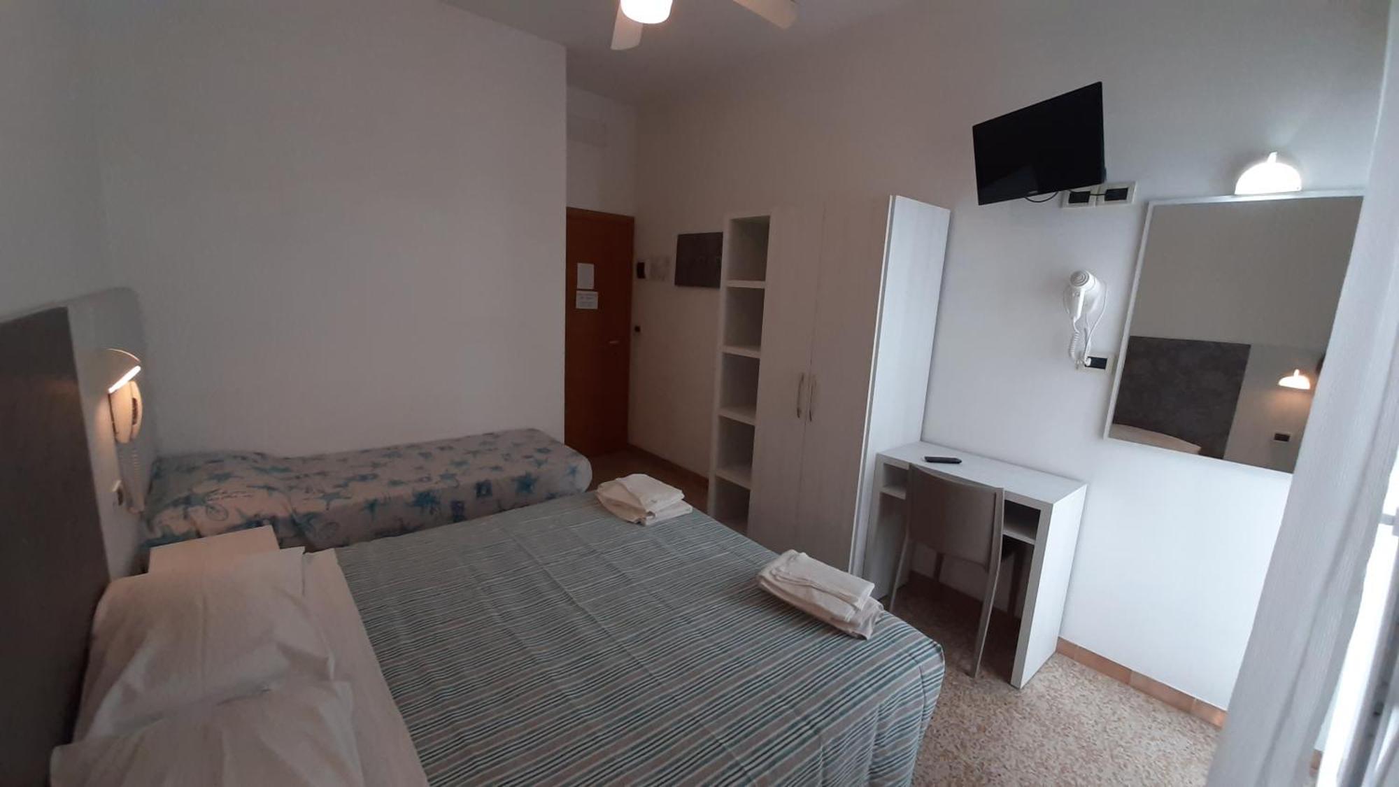 Hotel Luana Rimini Esterno foto