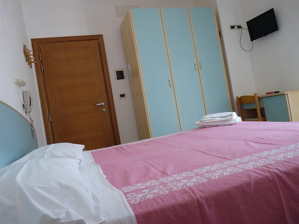 Hotel Luana Rimini Esterno foto