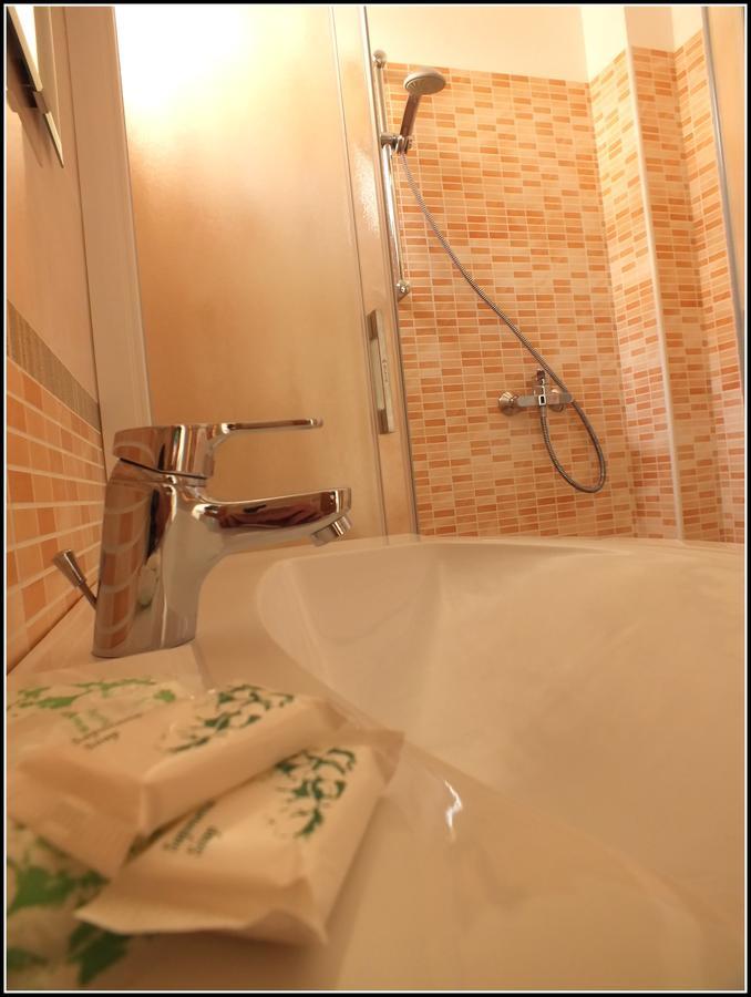 Hotel Luana Rimini Esterno foto
