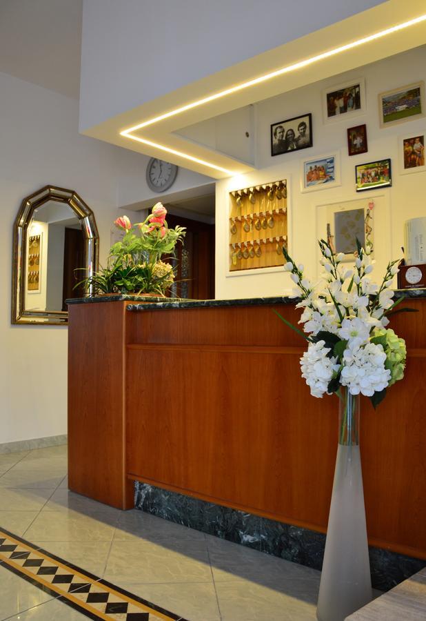 Hotel Luana Rimini Esterno foto