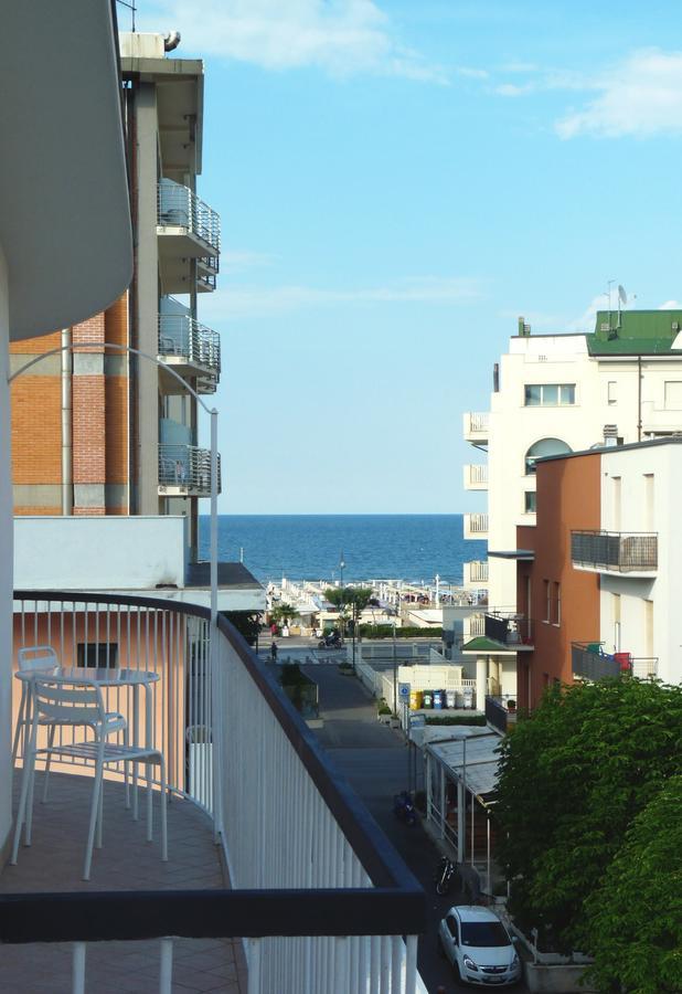 Hotel Luana Rimini Esterno foto