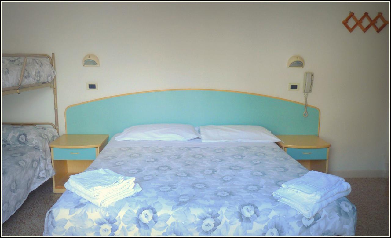 Hotel Luana Rimini Esterno foto