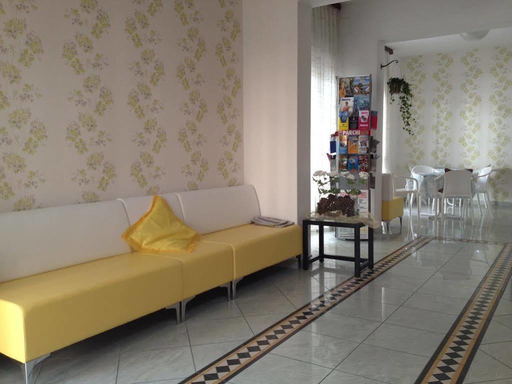 Hotel Luana Rimini Esterno foto