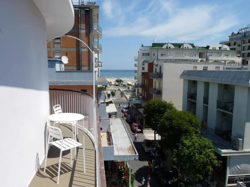 Hotel Luana Rimini Esterno foto